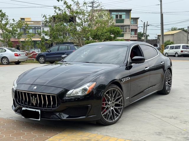 MASERATI瑪莎拉蒂 QUATTROPORTE  第1張相片