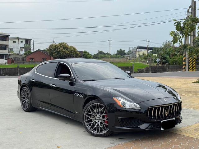 MASERATI瑪莎拉蒂 QUATTROPORTE  第3張相片