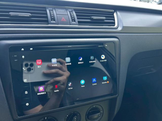 SKODA司科達 RAPID  第12張相片