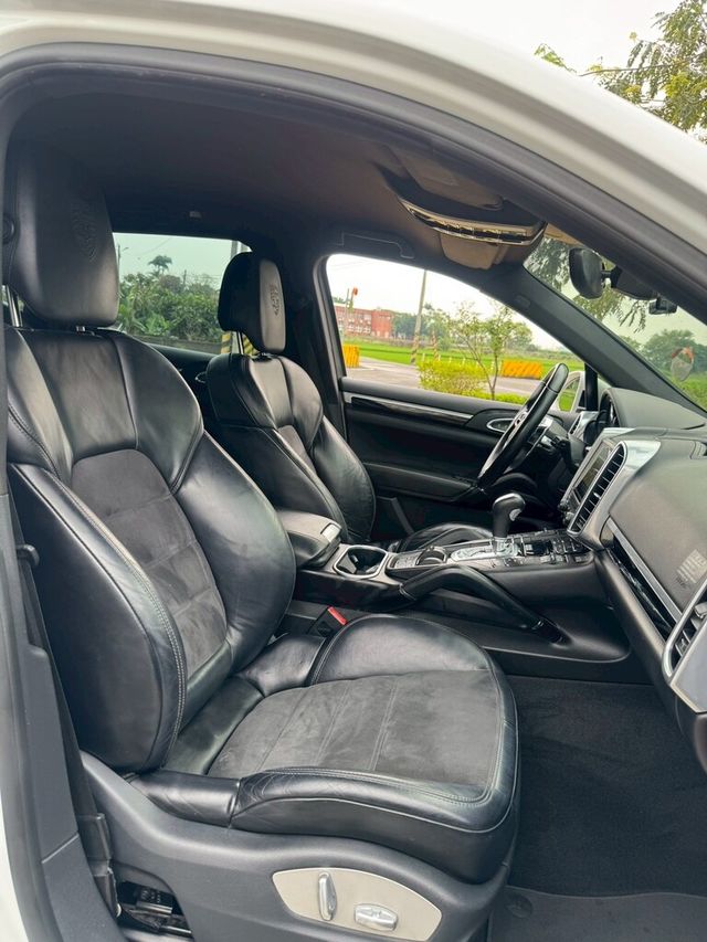 PORSCHE保時捷 CAYENNE  第10張相片