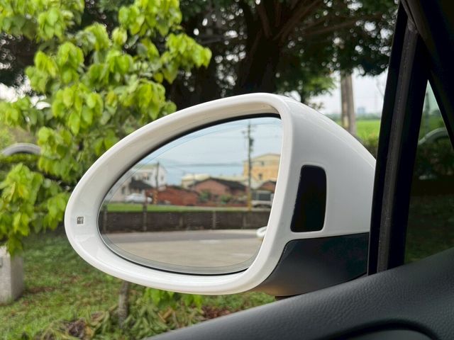 PORSCHE保時捷 CAYENNE  第11張相片