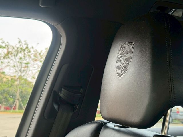 PORSCHE保時捷 CAYENNE  第15張相片