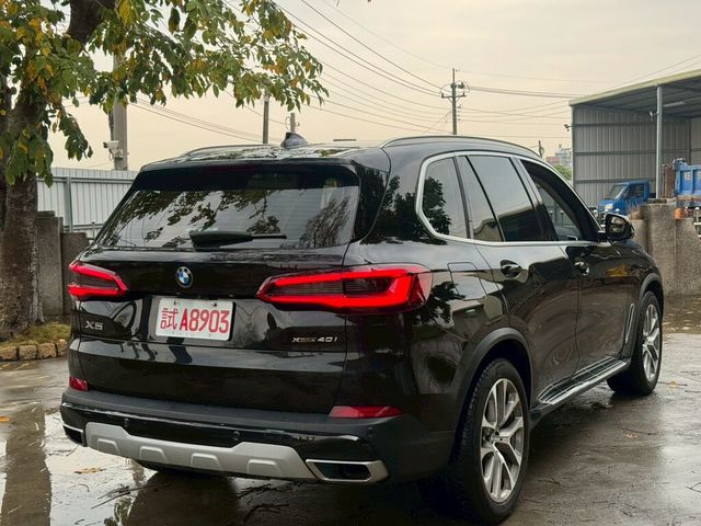 BMW寶馬 X5 XRDIVE40I  第2張相片