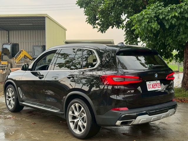 BMW寶馬 X5 XRDIVE40I  第6張相片
