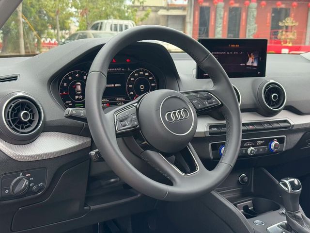 AUDI奧迪 Q2 35 TFSI  第5張相片