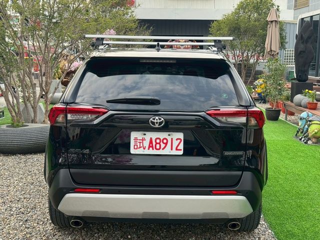 TOYOTA豐田 RAV4  第4張相片