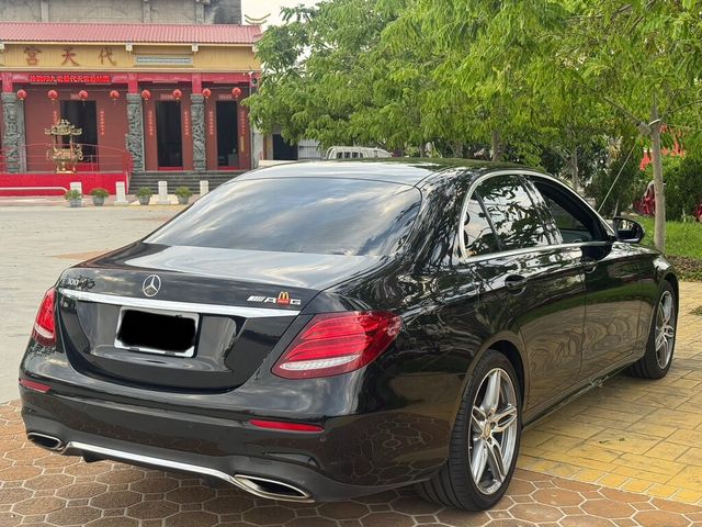 M-BENZ賓士 E200  第2張相片