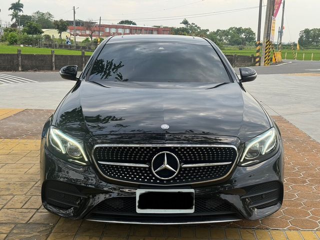 M-BENZ賓士 E200  第3張相片