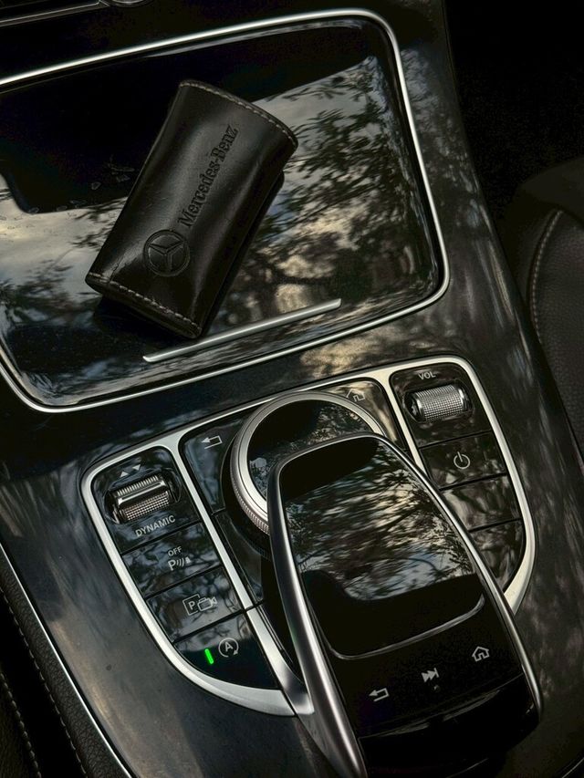 M-BENZ賓士 E200  第15張相片