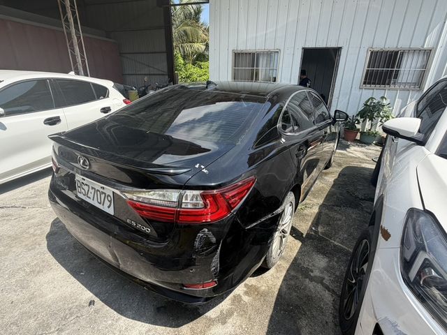 LEXUS凌志 ES200  第2張相片