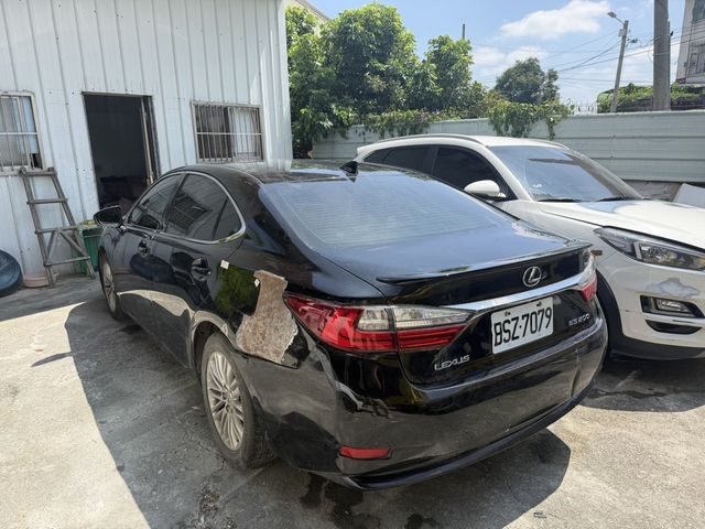 LEXUS凌志 ES200  第7張相片