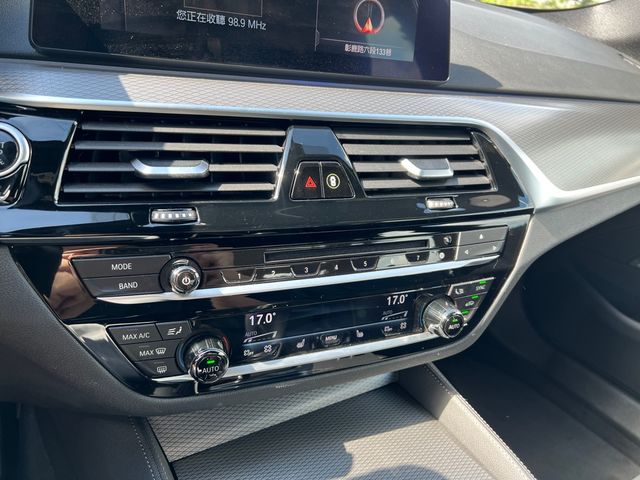BMW寶馬 530I  第3張相片