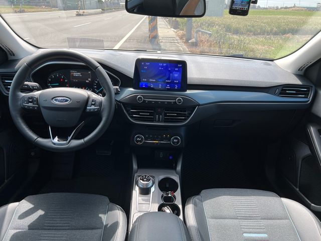 FORD福特 FOCUS ACTIVE  第2張相片