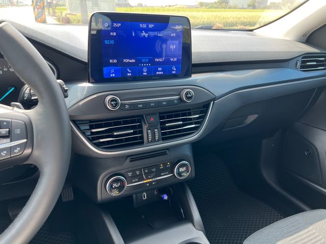 FORD福特 FOCUS ACTIVE  第7張相片