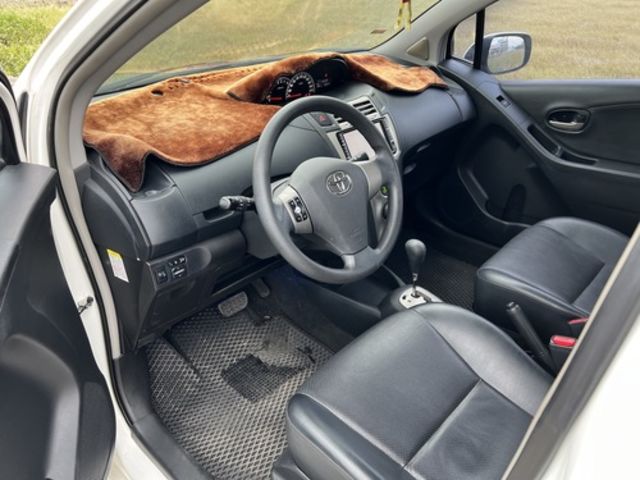 TOYOTA豐田 YARIS  第2張相片