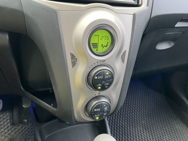 TOYOTA豐田 YARIS  第3張相片