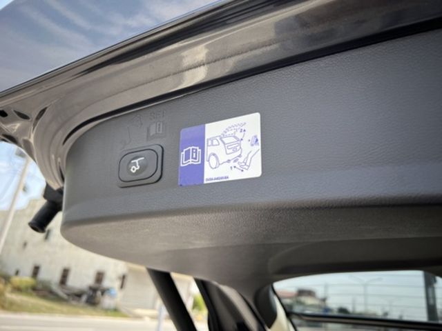 FORD福特 KUGA  第9張相片