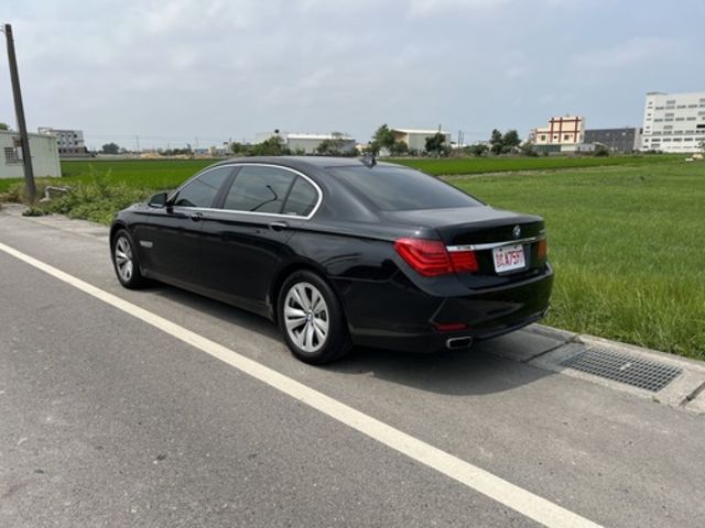 BMW寶馬 740LI  第9張相片