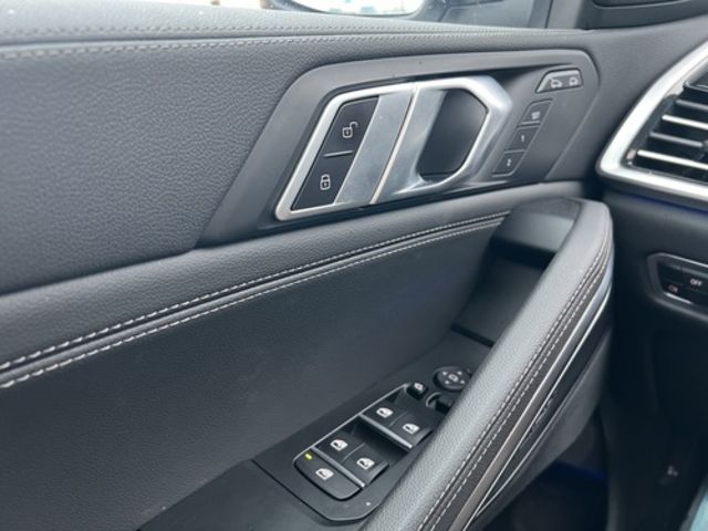 BMW寶馬 X6 XDRIVE40I  第8張相片