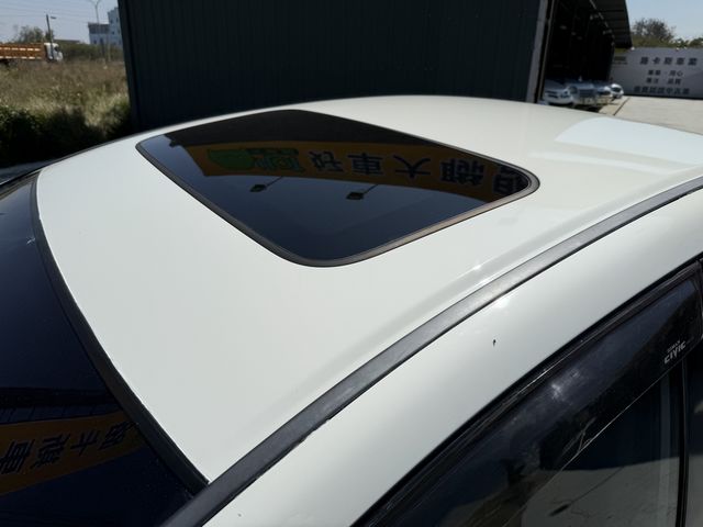 HONDA本田 CIVIC  第9張相片