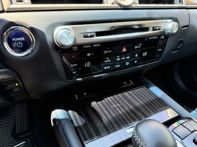 LEXUS凌志 GS300H  第7張相片