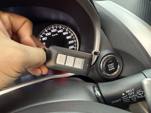 MITSUBISHI三菱 ECLIPSE  第5張相片