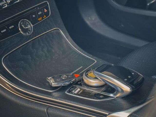 M-BENZ賓士 C300  第5張相片