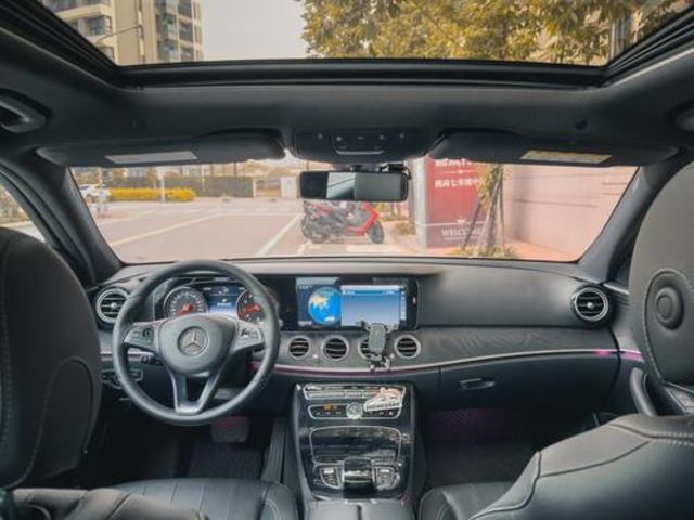 M-BENZ賓士 E300  第3張相片