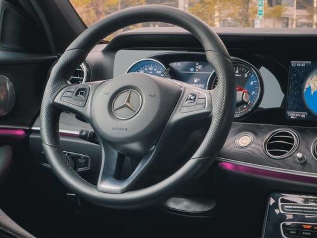 M-BENZ賓士 E300  第4張相片