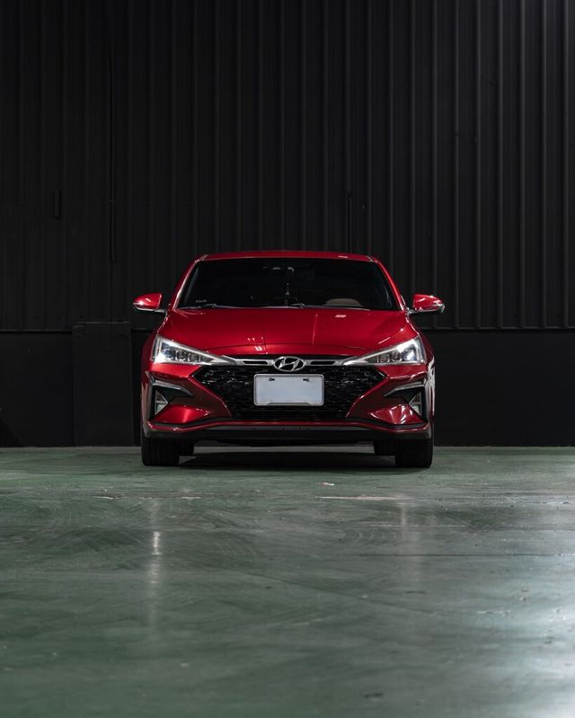 HYUNDAI現代 ELANTRA  第3張相片