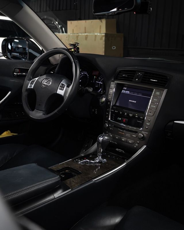 LEXUS凌志 IS250c  第6張相片