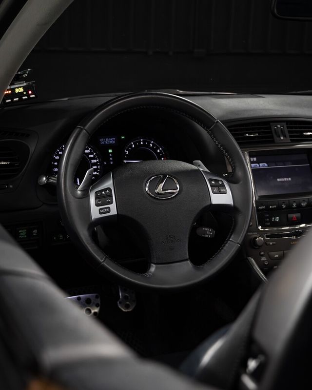 LEXUS凌志 IS250c  第7張相片