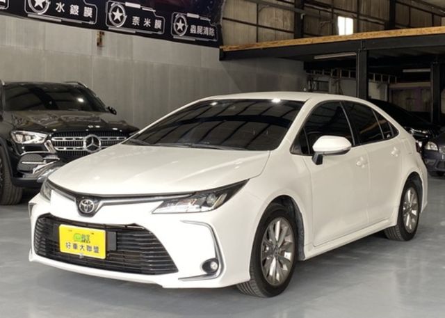 TOYOTA豐田 ALTIS  第1張相片
