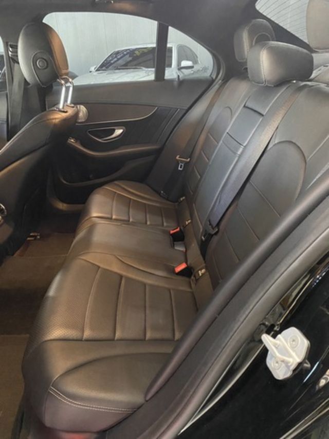 M-BENZ賓士 C300  第15張相片