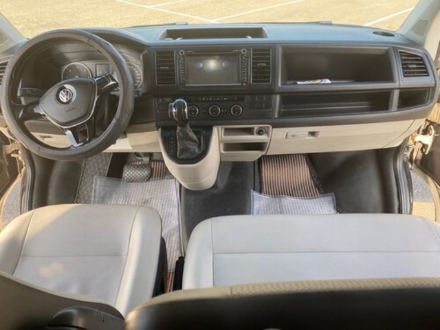 VOLKSWAGEN福斯 T5 CARAVELLE  第5張相片