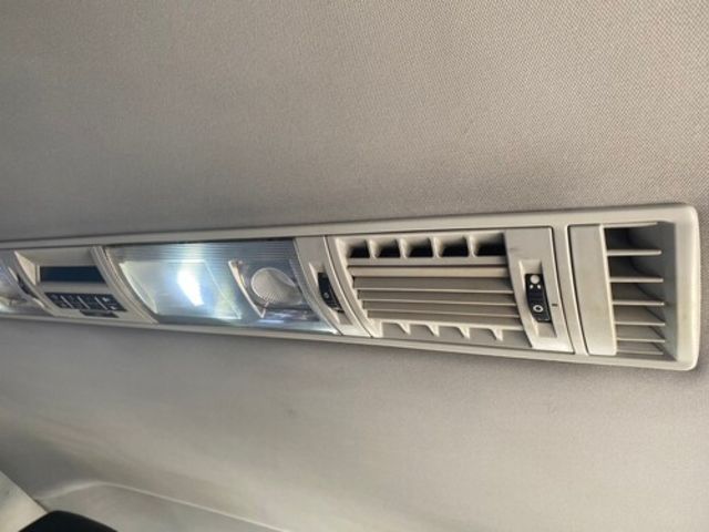 VOLKSWAGEN福斯 T5 CARAVELLE  第10張相片