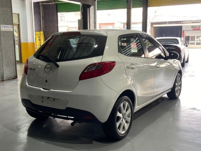 MAZDA馬自達 MAZDA 2  第2張相片