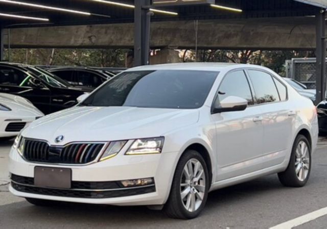 SKODA司科達 OCTAVIA  第1張相片