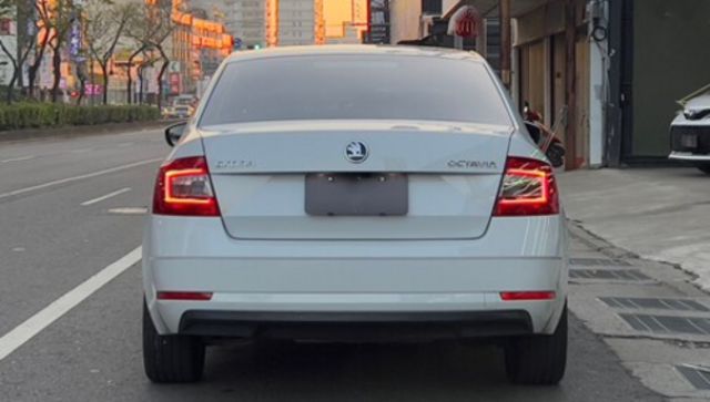 SKODA司科達 OCTAVIA  第4張相片