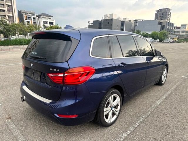 BMW寶馬 218D  第2張相片