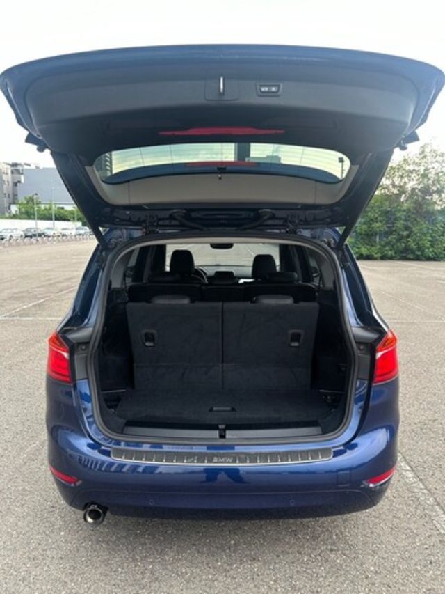 BMW寶馬 218D  第6張相片