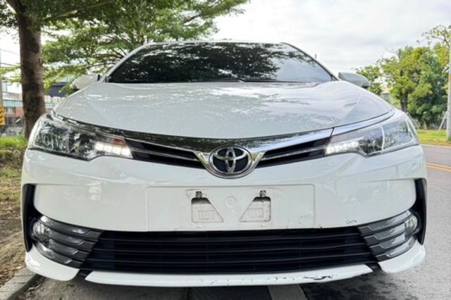 TOYOTA豐田 ALTIS  第3張相片