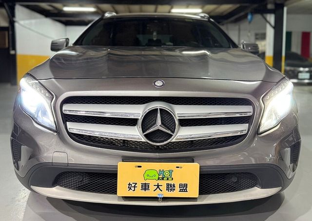 M-BENZ賓士 GLA180  第3張相片