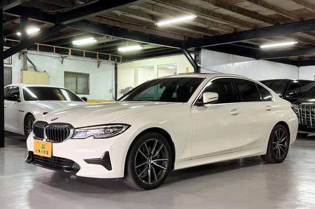 BMW寶馬 330I  第1張相片