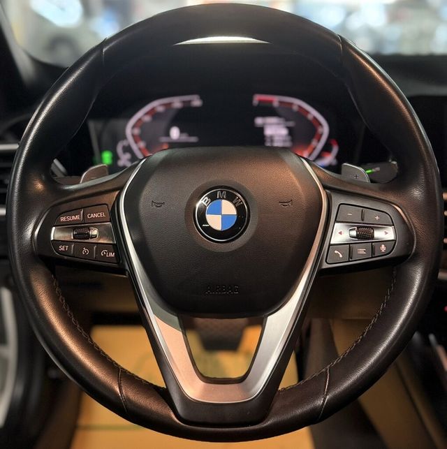 BMW寶馬 330I  第12張相片