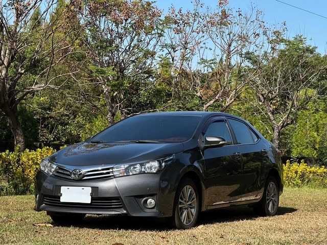 TOYOTA豐田 ALTIS  第1張相片