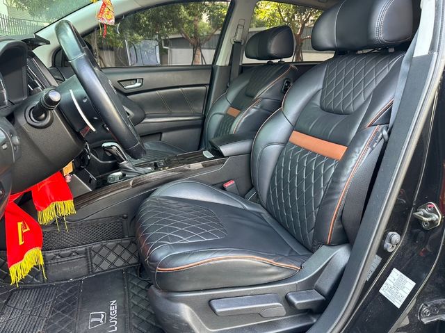 LUXGEN納智捷 U6 TURBO  第3張相片