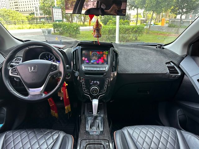 LUXGEN納智捷 U6 TURBO  第5張相片