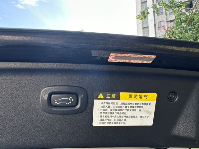 LUXGEN納智捷 U6 TURBO  第6張相片