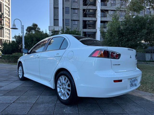 MITSUBISHI三菱 LANCER FORTIS  第2張相片